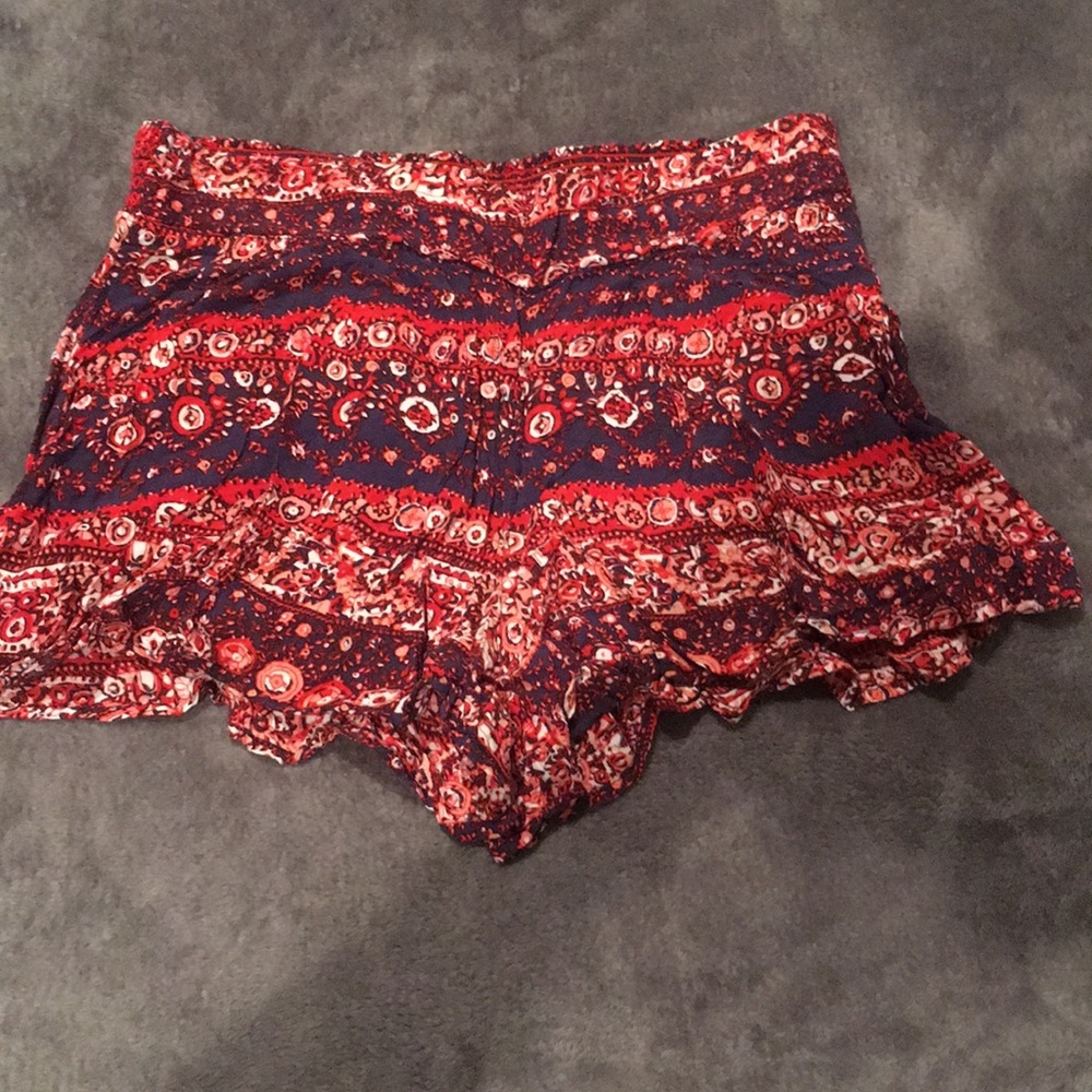 MUDD red and white flowy shorts